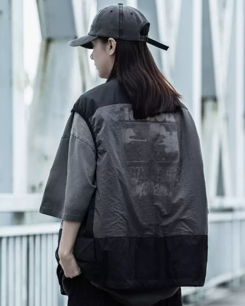 Adventure-Ready Cargo Vest