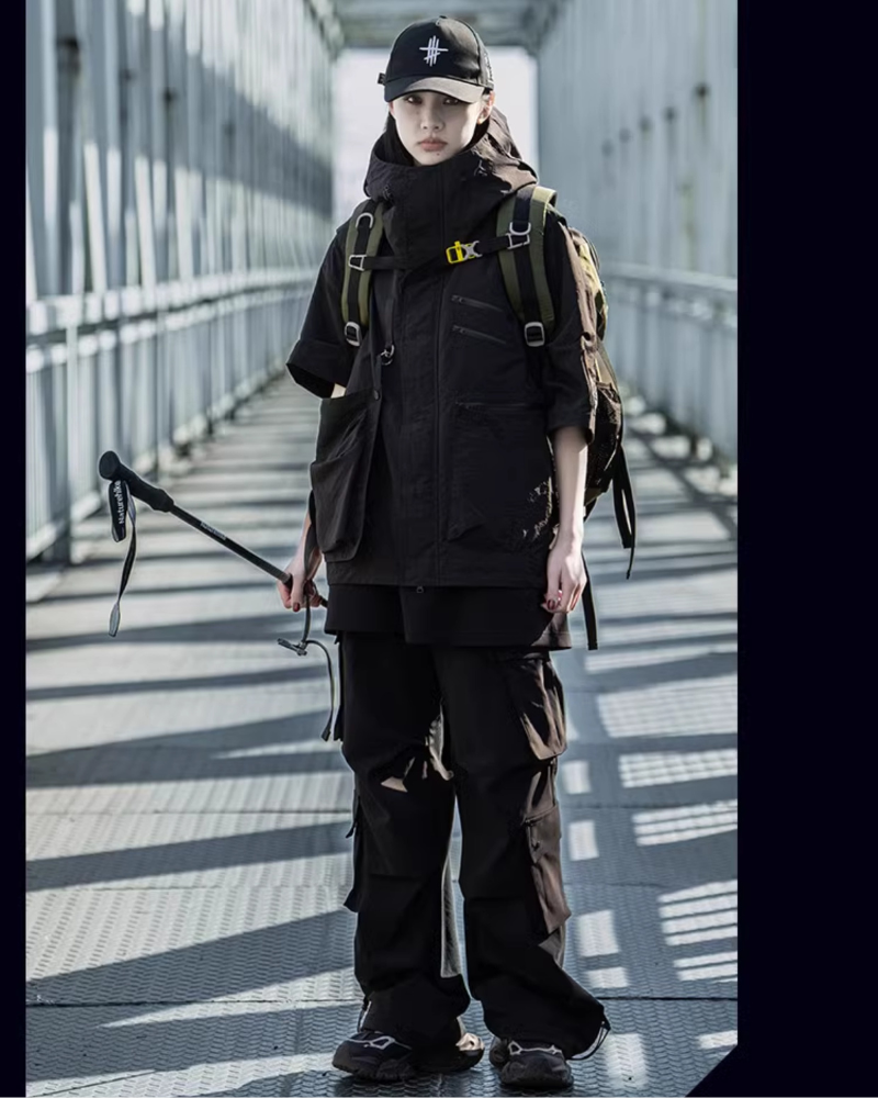 All-Weather Utility Pocket Vest
