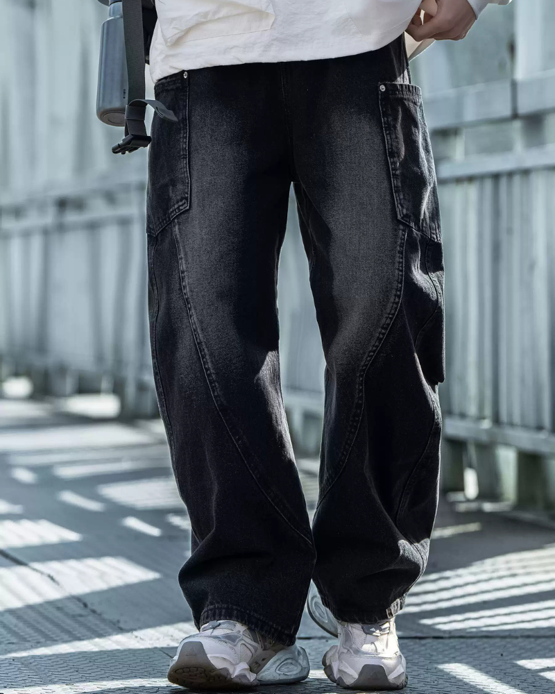 Chic Paneled Straight Leg Jeans