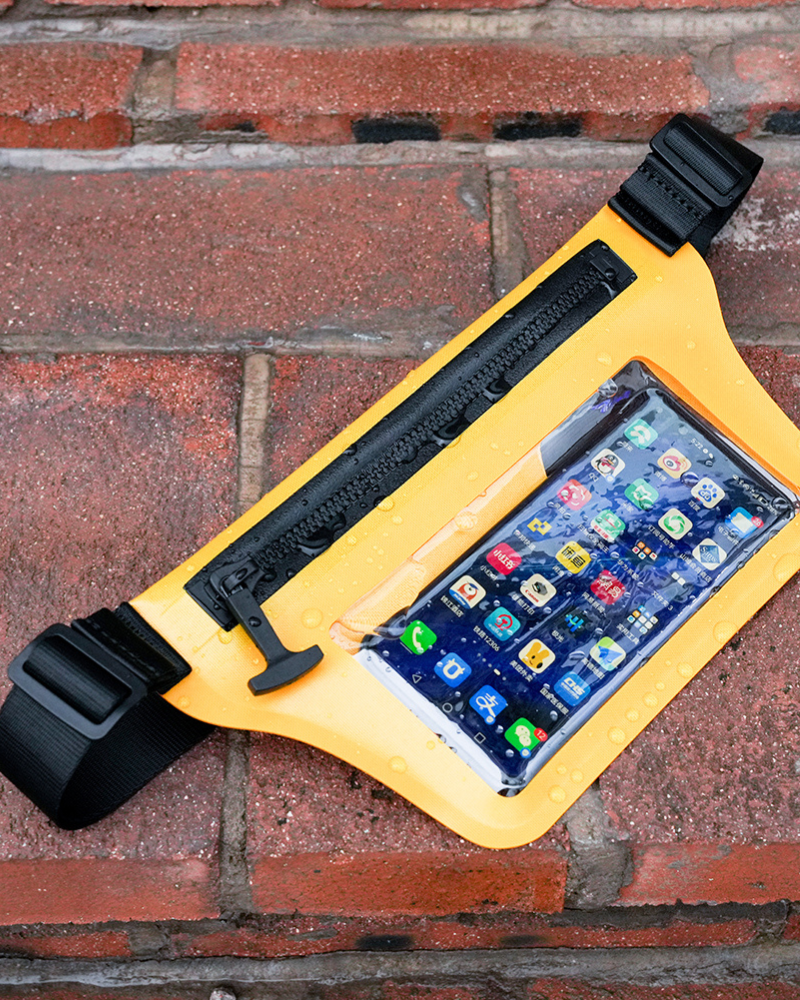 Swimmer's Ultimate Waterproof Waist Pack