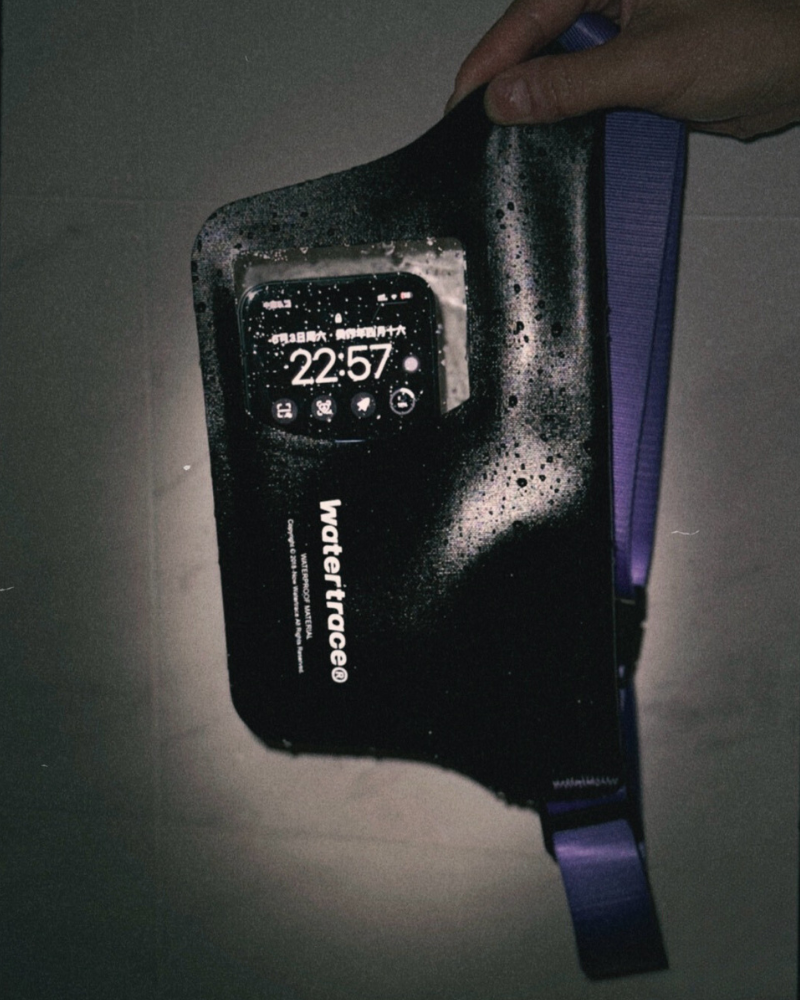 Swimmer's Ultimate Waterproof Waist Pack