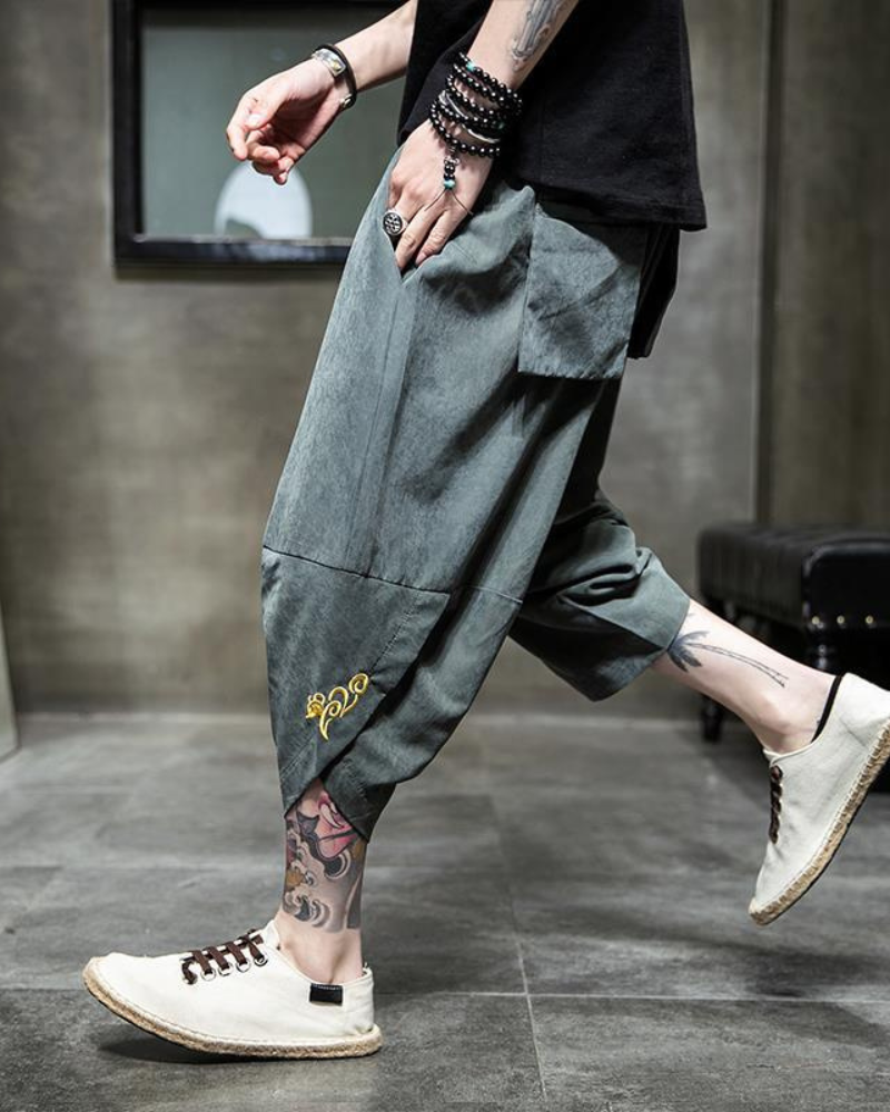 Chic Japanese Cropped Hakama