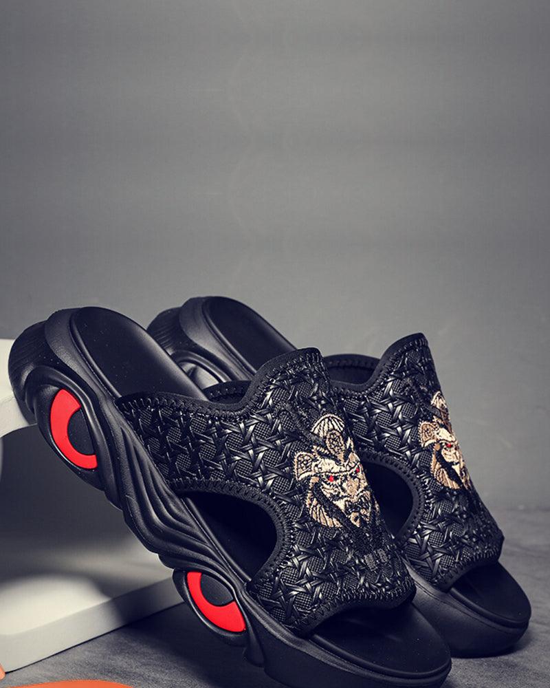 Chic Black Bullhead Slippers