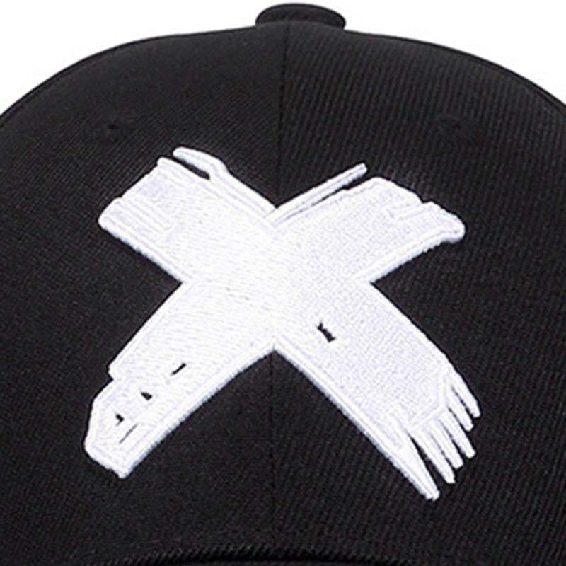 Chic Cross-Detail Cap