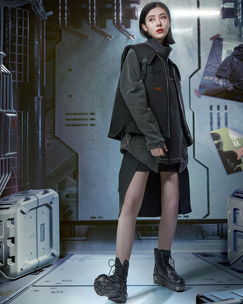 Modern Versatile Cargo Vest