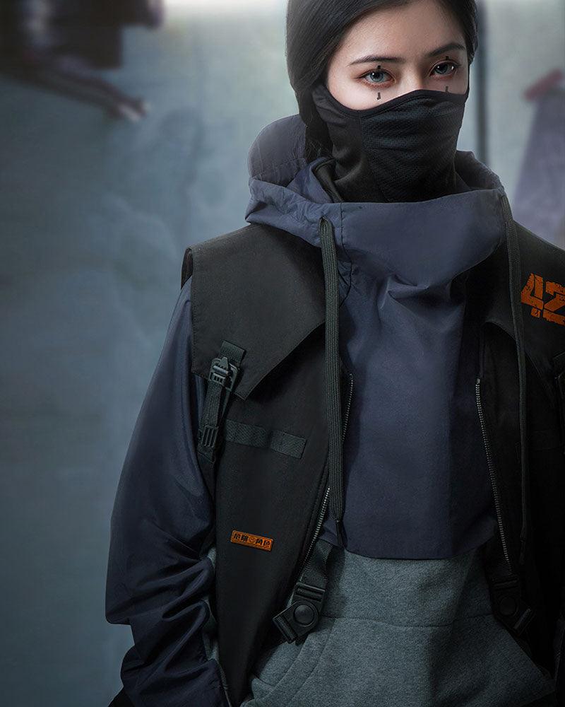 Modern Versatile Cargo Vest