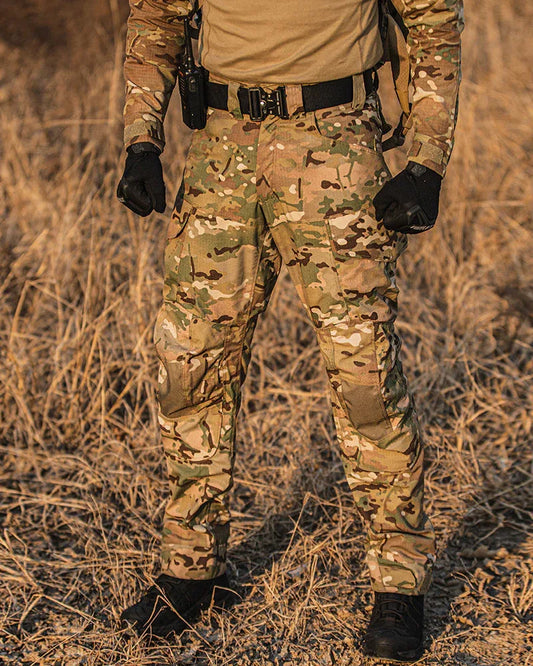 Explorer's Essential Cargo Trousers - durable outdoor pants - Stylish Cargo Trousers for Outdoor Action