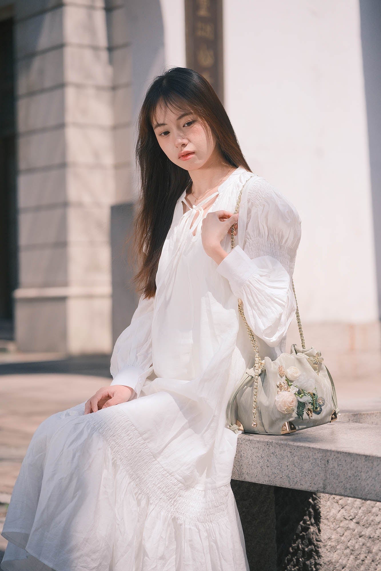 Lovely Floral Butterfly Bucket Bag