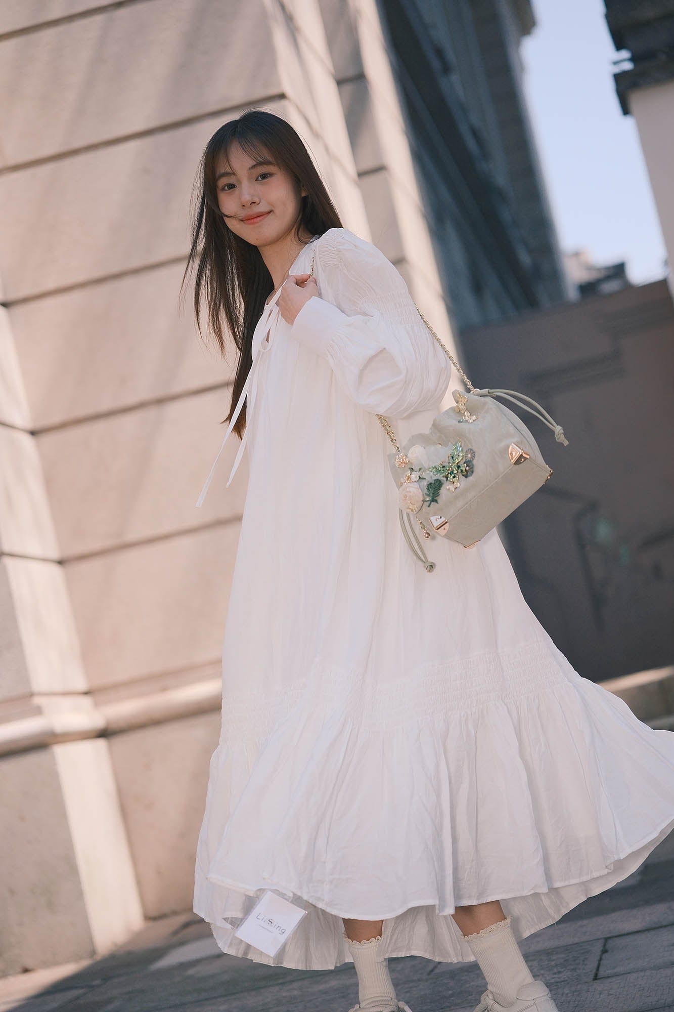 Lovely Floral Butterfly Bucket Bag