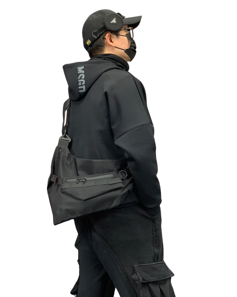 Multi-Use Black Sling Pack
