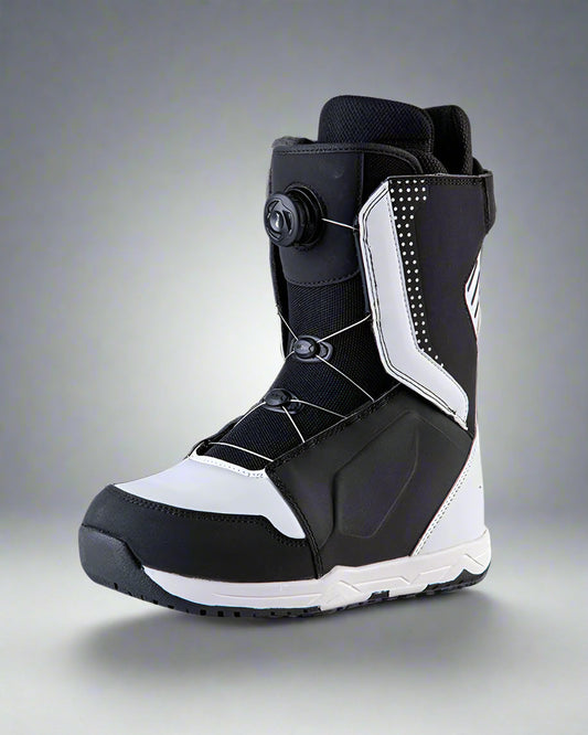 Stylish Dual-Tone Snow Boots