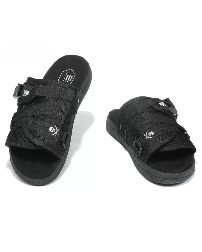 Tranquil Techwear Lounge Slippers