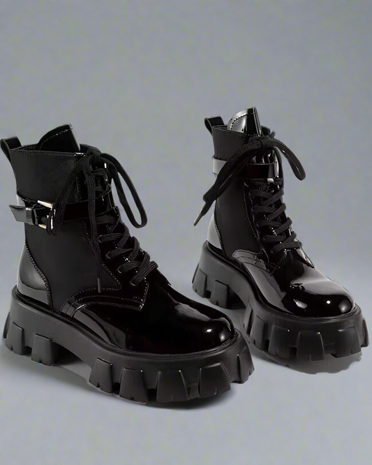 Versatile Leather Boots with Pockets