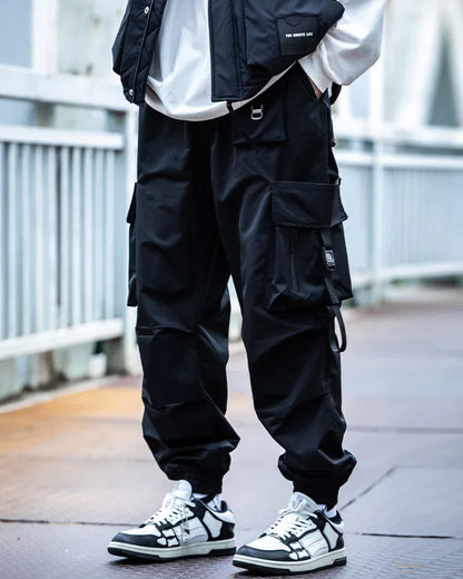 Chic Black Cargo Pants - cargo pants - Stylish Black Cargo Pants with Functional Pockets