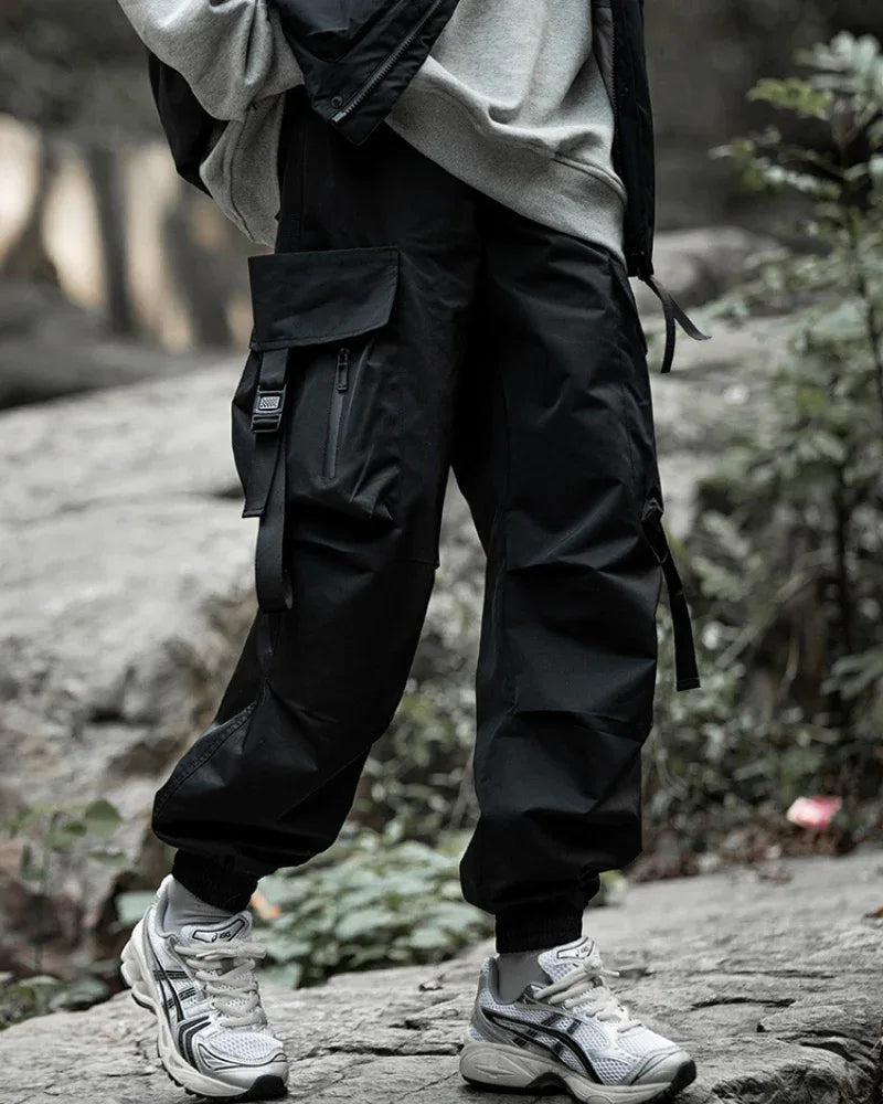 Chic Black Cargo Pants - cargo pants with pockets - Stylish Black Cargo Pants with Functional Pockets