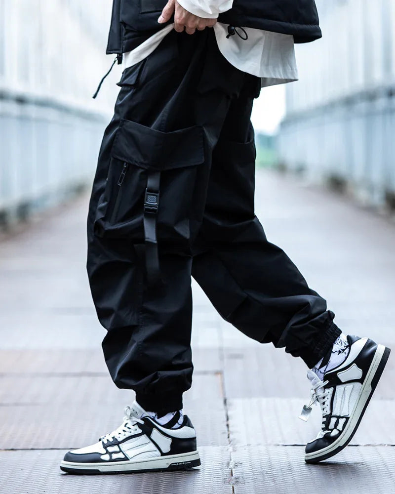 Chic Black Cargo Pants - cargo pants with pockets - Stylish Black Cargo Pants with Functional Pockets
