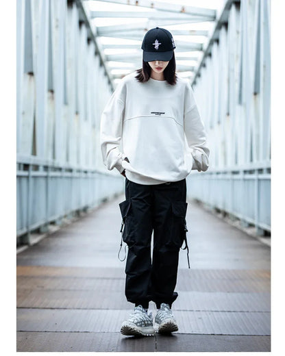 Chic Black Cargo Pants -  functional pants - Stylish Black Cargo Pants with Functional Pockets