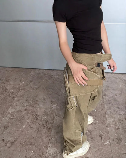 Chic Retro Convertible Trousers -  techwear - Stylish Retro Convertible Trousers in Khaki