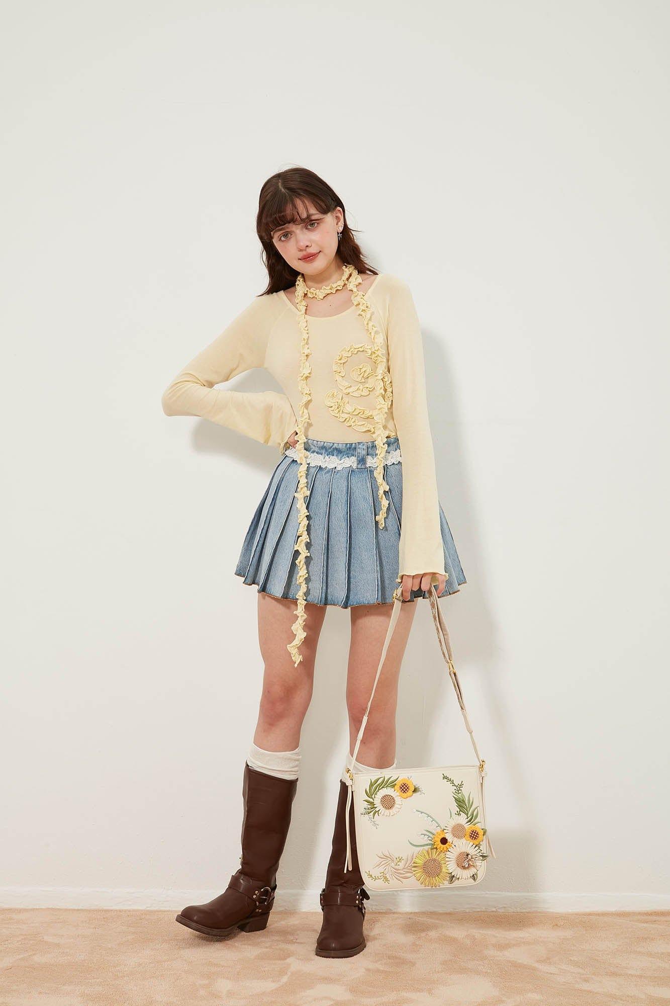 Chic Sunflower Embroidered Bag -  adjustable shoulder strap - Chic Sunflower Embroidered Crossbody Bag