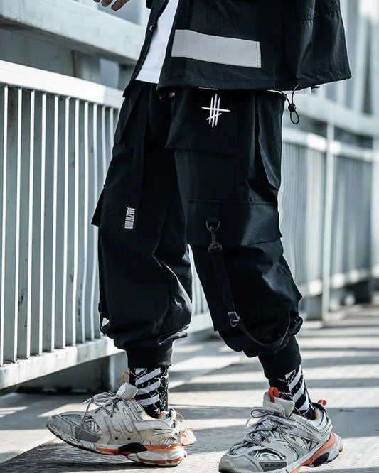 Chic Urban Cargo Trousers - trendy black cargo pants - Trendy Black Cargo Pants for Urban Style