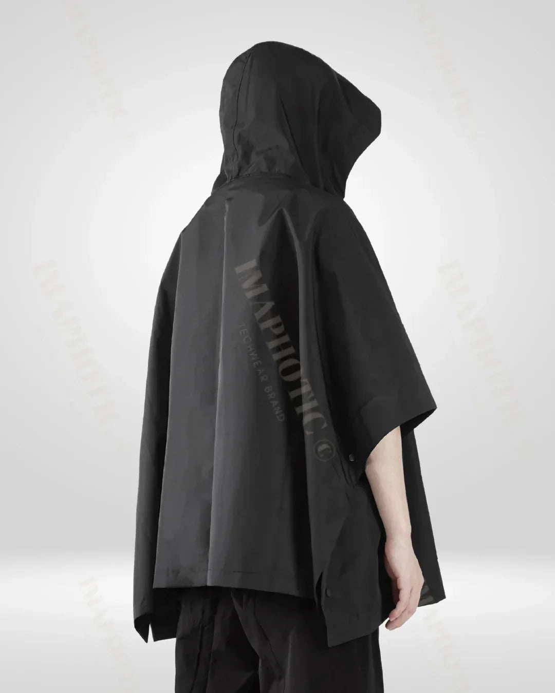 Elite Waterproof Adventure Poncho -  multi-pocket poncho - Waterproof Adventure Poncho for All Weather