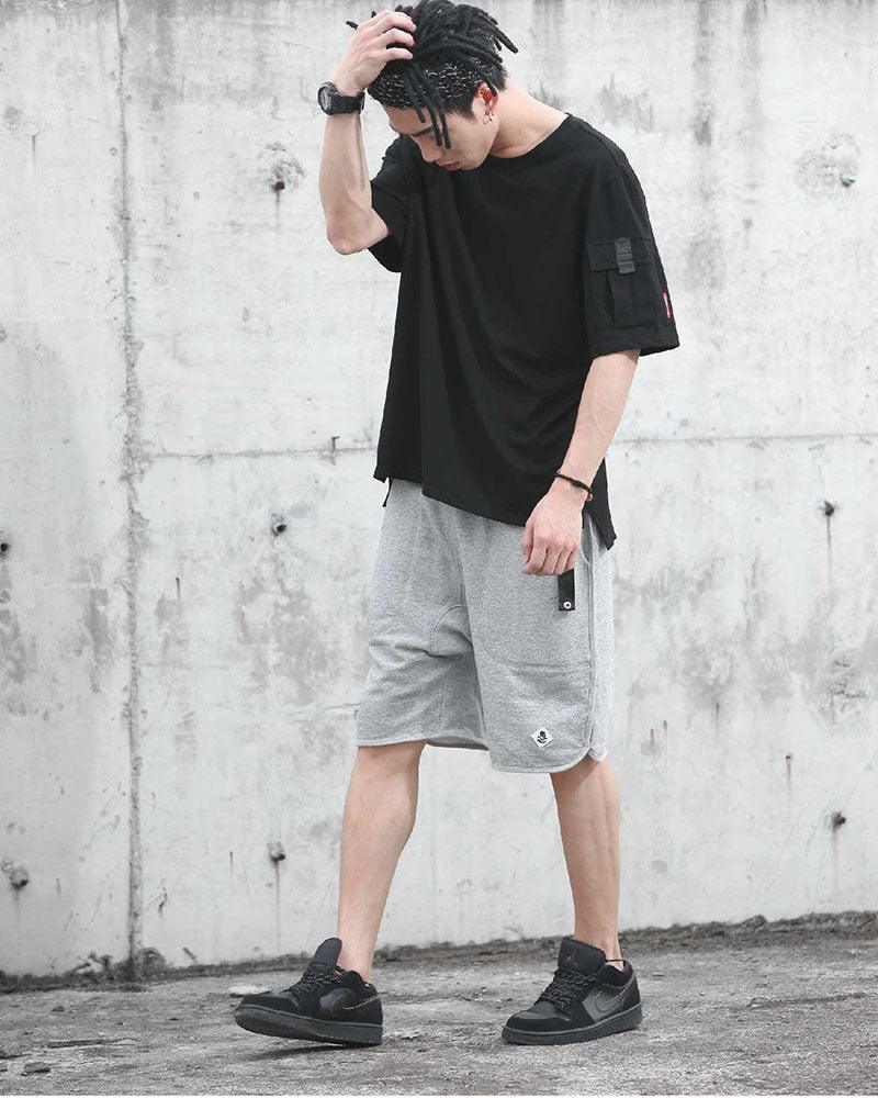 Exploration-Ready Pocket Tee -  techwear t-shirt - Stylish Pocket Tee for Everyday Adventure