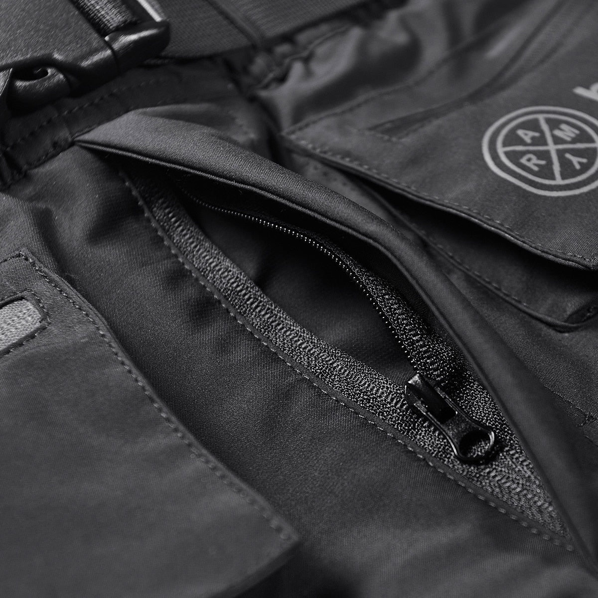 Techwear Urban Utility Shorts