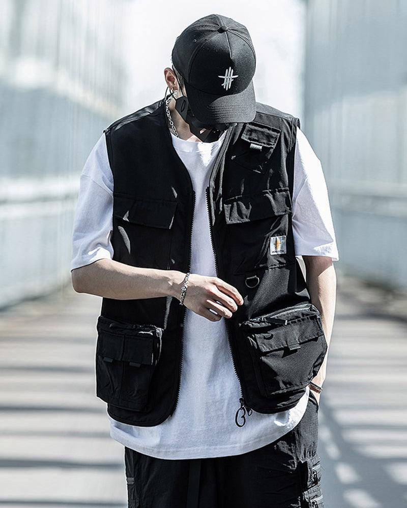 Multi-Pocket Black Sleeveless Vest - techwear vest - Black Sleeveless Cargo Vest with Multiple Pockets