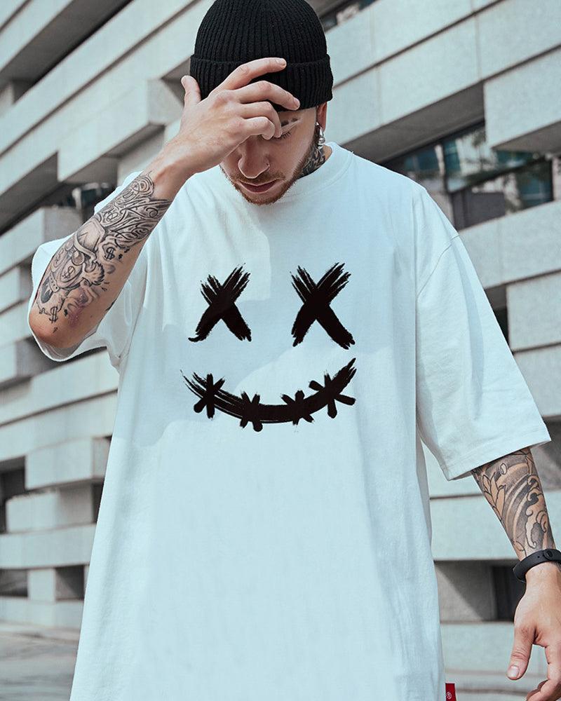 Relaxed Smiley Graphic Tee -  comfortable oversized top - Smiley Graphic Tee for a Laid-back Style