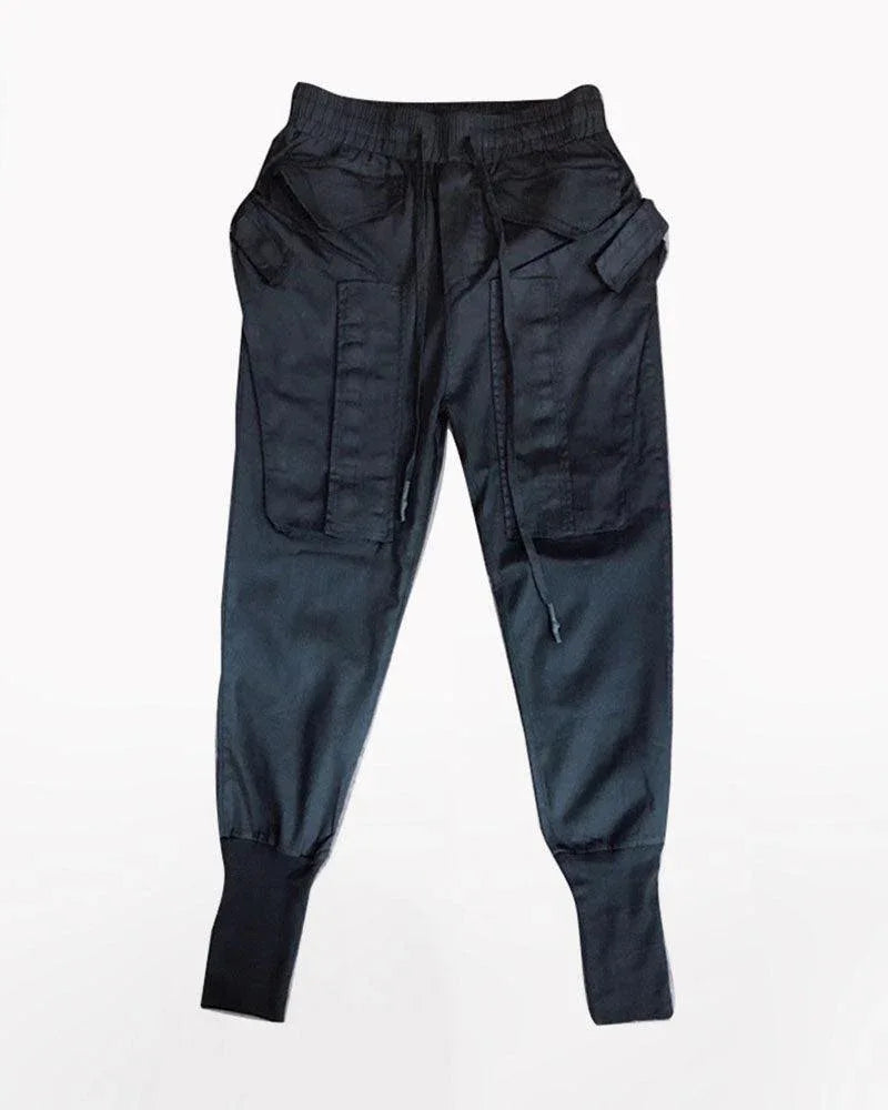 Sleek Slim Fit Cargo Trousers -  oversized pockets - Sleek Slim Fit Cargo Trousers with Pockets