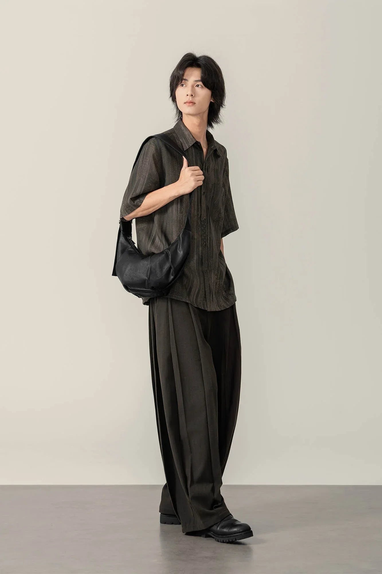 Stylish Pleated Waxed Leather Tote -  minimal hardware tote - Stylish Pleated Waxed Leather Tote Bag
