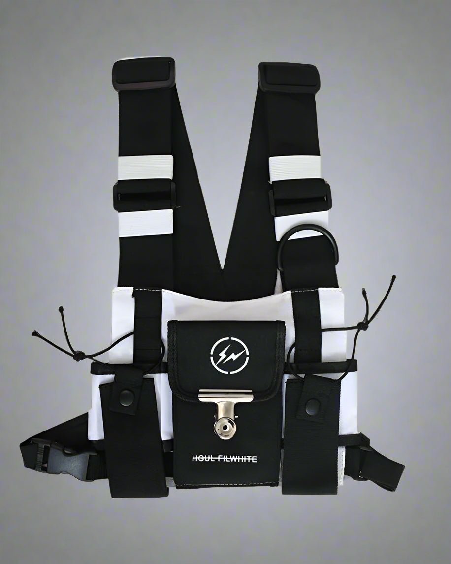 Essential Urban Chest Carrier