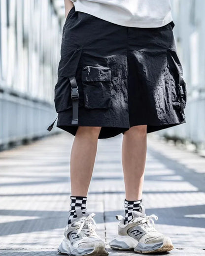 Ultimate Quick-Dry Summer Cargo -  quick-dry - Quick-Dry Black Cargo Shorts for Summer Adventures