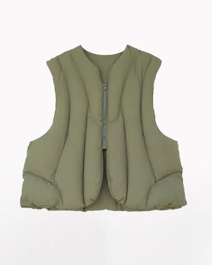 Versatile Winter Utility Vest - functional winter vest - Versatile Winter Utility Vest for Urban Wear
